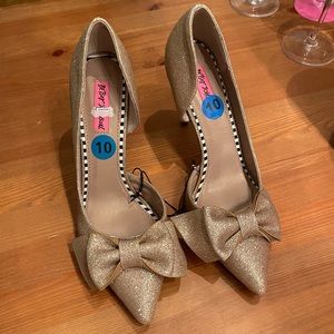 Betsey Johnson Bow Heels